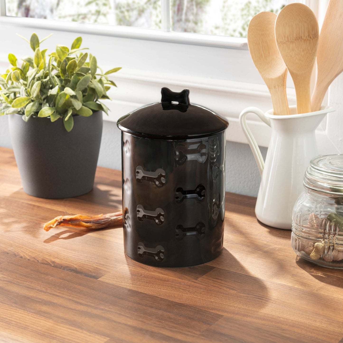 Manor Ceramic Treat Jar