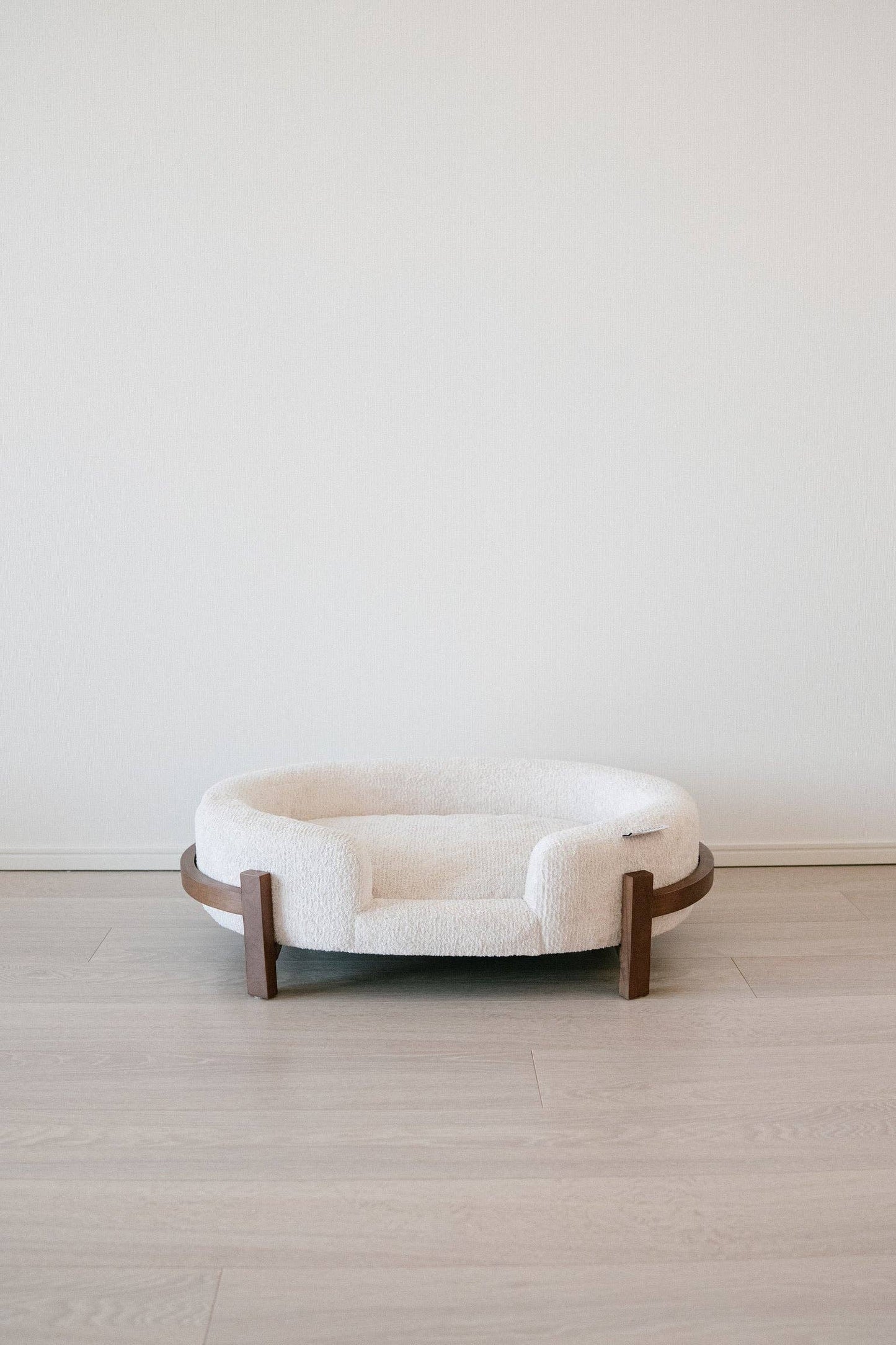 Belle V2 Elevated Pet Lounge